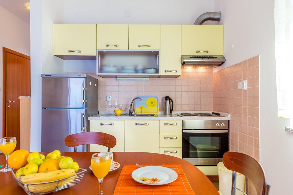 Apartments Ivan ลุน ภายนอก รูปภาพ